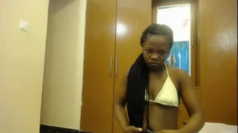 Snapshot of kinky_pixie chatting on 09-29-25, 01:05 Pixie online show from 09-29-25, 01:05