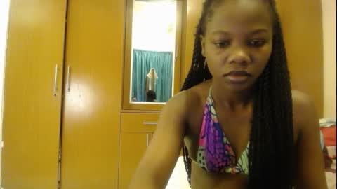 Snapshot of kinky_pixie chatting on 09-30-25, 01:21 Pixie online show from 09-30-25, 01:21