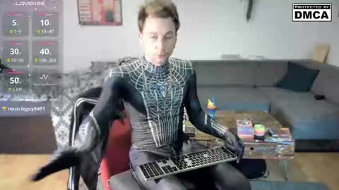 Snapshot of kinky_spidey chatting on 11-16-25, 09:48 kinky_spidey online show from 11-16-25, 09:48