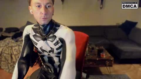 Snapshot of kinky_spidey chatting on 12-15-25, 06:50 kinky_spidey online show from 12-15-25, 06:50
