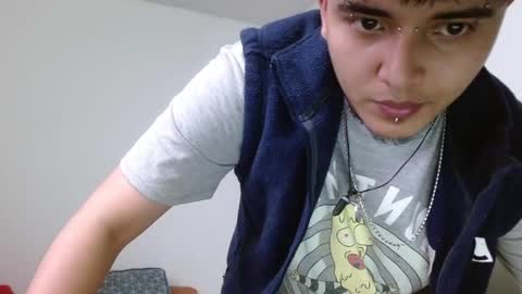 Snapshot of kinkybabies_ chatting on 01-25-25, 06:23 Mercury online show from 01-25-25, 06:23