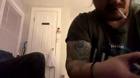 Snapshot of kinkybiguy14 chatting on 11-14-25, 11:09 Kinky Cassie online show from 11-14-25, 11:09