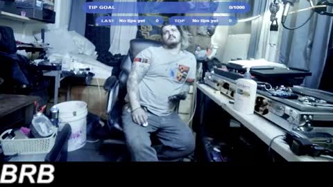 Snapshot of kinkybiguy14 chatting on 11-23-25, 11:54 Kinky Cassie online show from 11-23-25, 11:54