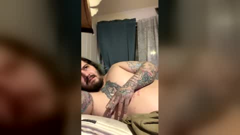 Snapshot of kinkybiguy14 chatting on 01-16-26, 10:52 Kinky Cassie online show from 01-16-26, 10:52