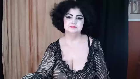 Snapshot of kinkyblacky chatting on 03-11-26, 01:17 MistressBlacky online show from 03-11-26, 01:17