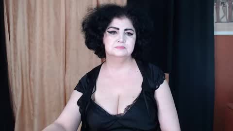 Snapshot of kinkyblacky chatting on 03-23-26, 03:32 MistressBlacky online show from 03-23-26, 03:32