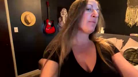 Snapshot of kinkyblinders chatting on 10-20-25, 07:36 Kinkyblinders online show from 10-20-25, 07:36