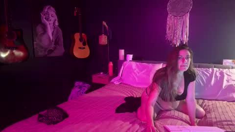 Snapshot of kinkyblinders chatting on 10-21-25, 08:04 Kinkyblinders online show from 10-21-25, 08:04