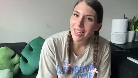 Snapshot of kinkycreative chatting on 07-22-26, 03:59 kinkycreative online show from 07-22-26, 03:59