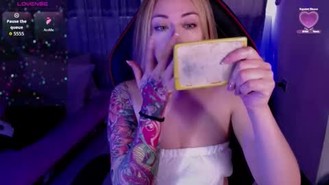  Sara  online show from 02-20-26, 09:15