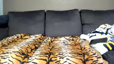 Snapshot of kinkykortney chatting on 02-10-25, 12:29 Kinky online show from 02-10-25, 12:29