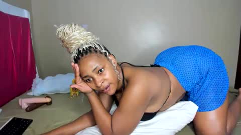 Kinky online show from 09-25-25, 07:45