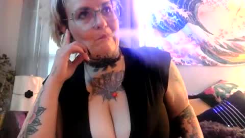 Kinky Pinky online show from 01-23-25, 01:02