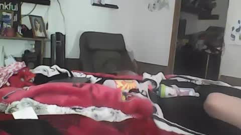 Snapshot of kinkyvibesxxx chatting on 01-18-25, 08:41 kinkyvibes online show from 01-18-25, 08:41