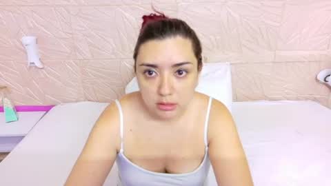 kinkyy_redhead online show from 06-22-26, 11:07