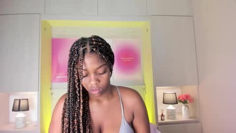 M A R A  online show from 02-02-26, 11:42