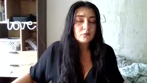 KiraNight online show from 06-26-26, 10:19