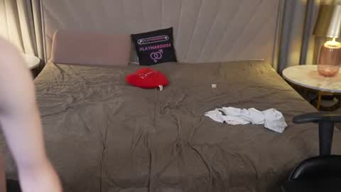 Snapshot of kira0541 chatting on 07-22-26, 11:07 Sweet girls online show from 07-22-26, 11:07
