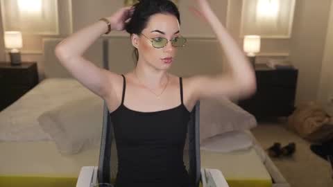 Snapshot of kira0541 chatting on 08-06-26, 02:57 Sweet girls online show from 08-06-26, 02:57