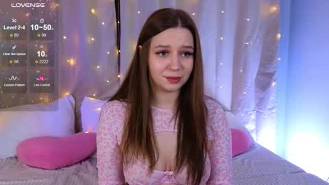 Kira Briis online show from 02-22-26, 05:55