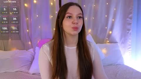 Snapshot of kira_briis chatting on 04-01-26, 06:27 Kira Briis online show from 04-01-26, 06:27