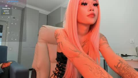 Kira online show from 04-06-26, 12:28