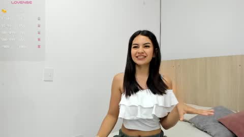 Kira online show from 05-13-26, 11:29