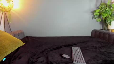 kira_exe online show from 06-22-26, 11:29