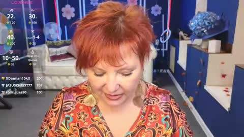 Kira Kennet online show from 11-26-25, 06:09