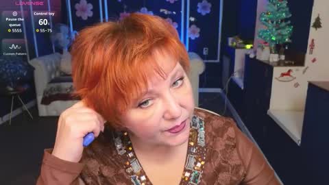 Kira Kennet online show from 12-22-25, 08:33