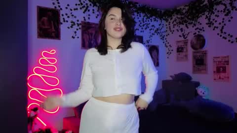 Snapshot of kira_kick chatting on 10-19-25, 06:19 Kira VanKick online show from 10-19-25, 06:19