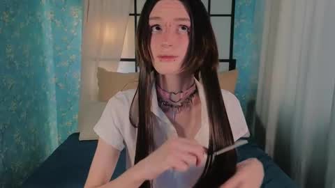 Snapshot of kira_long chatting on 02-19-26, 12:12 MADI online show from 02-19-26, 12:12