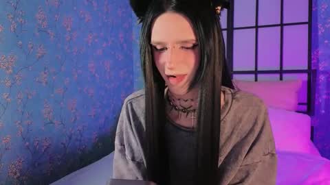 Snapshot of kira_long chatting on 02-27-26, 05:40 MADI online show from 02-27-26, 05:40