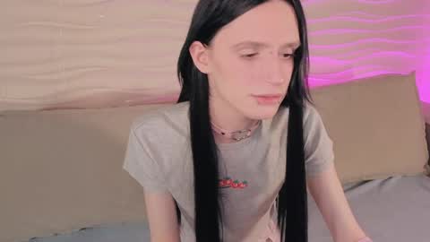 Snapshot of kira_long chatting on 03-19-26, 05:33 MADI online show from 03-19-26, 05:33