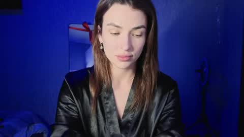 Snapshot of kira_love1 chatting on 05-13-26, 06:05 Kira love1 online show from 05-13-26, 06:05