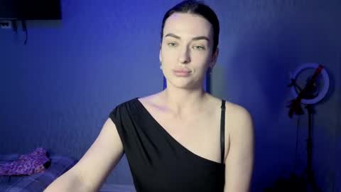 Snapshot of kira_love1 chatting on 05-16-26, 05:34 Kira love1 online show from 05-16-26, 05:34