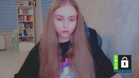 Snapshot of kira_love_sleep chatting on 12-02-24, 04:31 you know thumb up me please its important online show from 12-02-24, 04:31