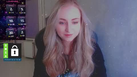 Snapshot of kira_love_sleep chatting on 10-09-25, 03:32 you know thumb up me please its important online show from 10-09-25, 03:32