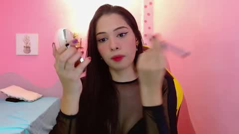 Kira 3 online show from 02-02-26, 01:10