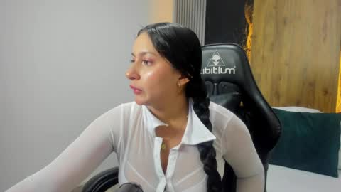 K I R A online show from 04-08-26, 11:21