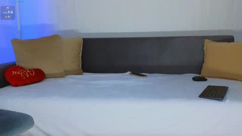 Snapshot of kira_sexxx chatting on 02-10-25, 10:30 Kira online show from 02-10-25, 10:30