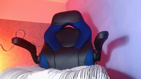 kira-squir online show from 11-03-25, 10:38