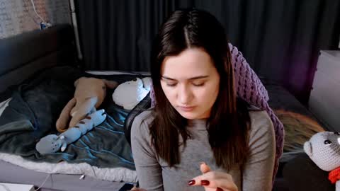 Snapshot of kira_yammy chatting on 01-21-25, 01:50 Kira  follow me  online show from 01-21-25, 01:50