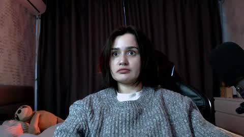 Kira  follow me  online show from 05-15-26, 11:45