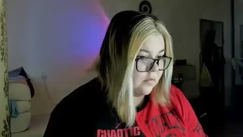 Just Kira online show from 02-03-25, 01:08