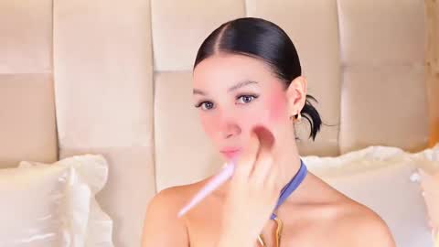 kira online show from 09-20-25, 11:39