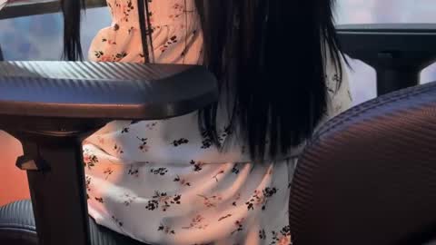 Kira    online show from 02-10-25, 07:17