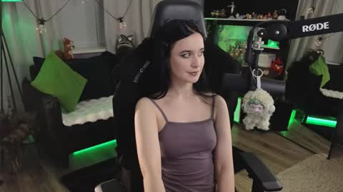 Kira    online show from 03-05-26, 07:32