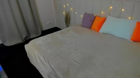 Kira online show from 03-04-25, 02:27