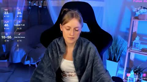 Kira online show from 09-27-25, 06:35